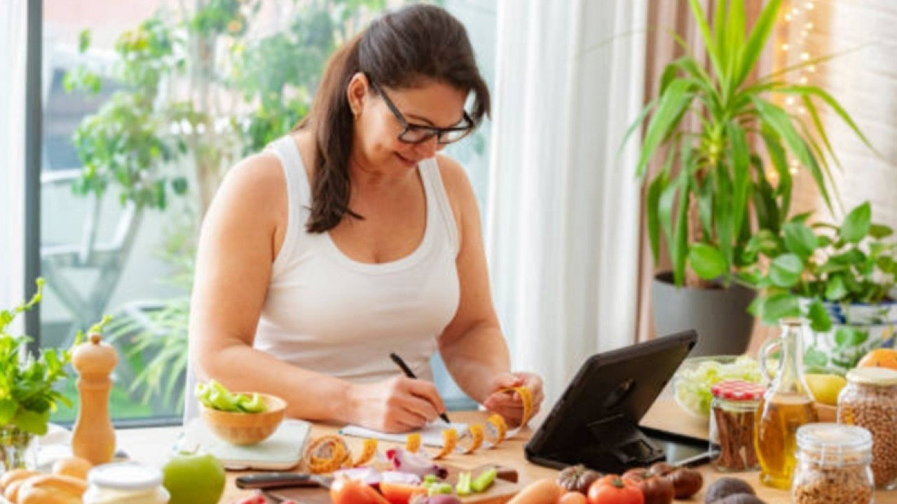 Diet Green Mediterranean Terbukti Efektif Perlambat Penuaan Otak